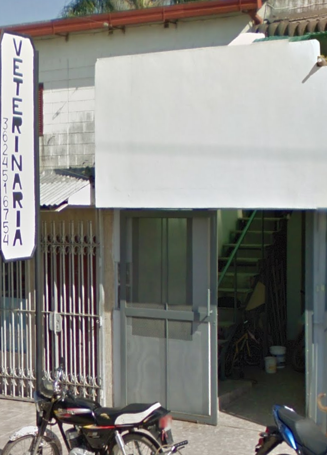 Fachada exterior de Veterinaria Snoopy en Resistencia, Chaco